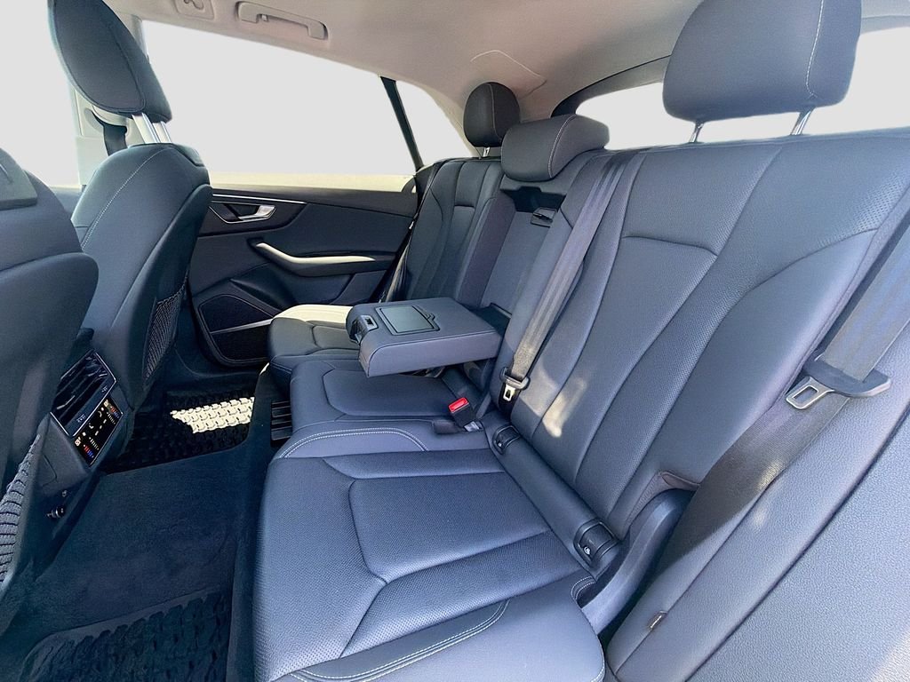 Used 2022 Mythos Black Metallic Audi Premium Plus image 23