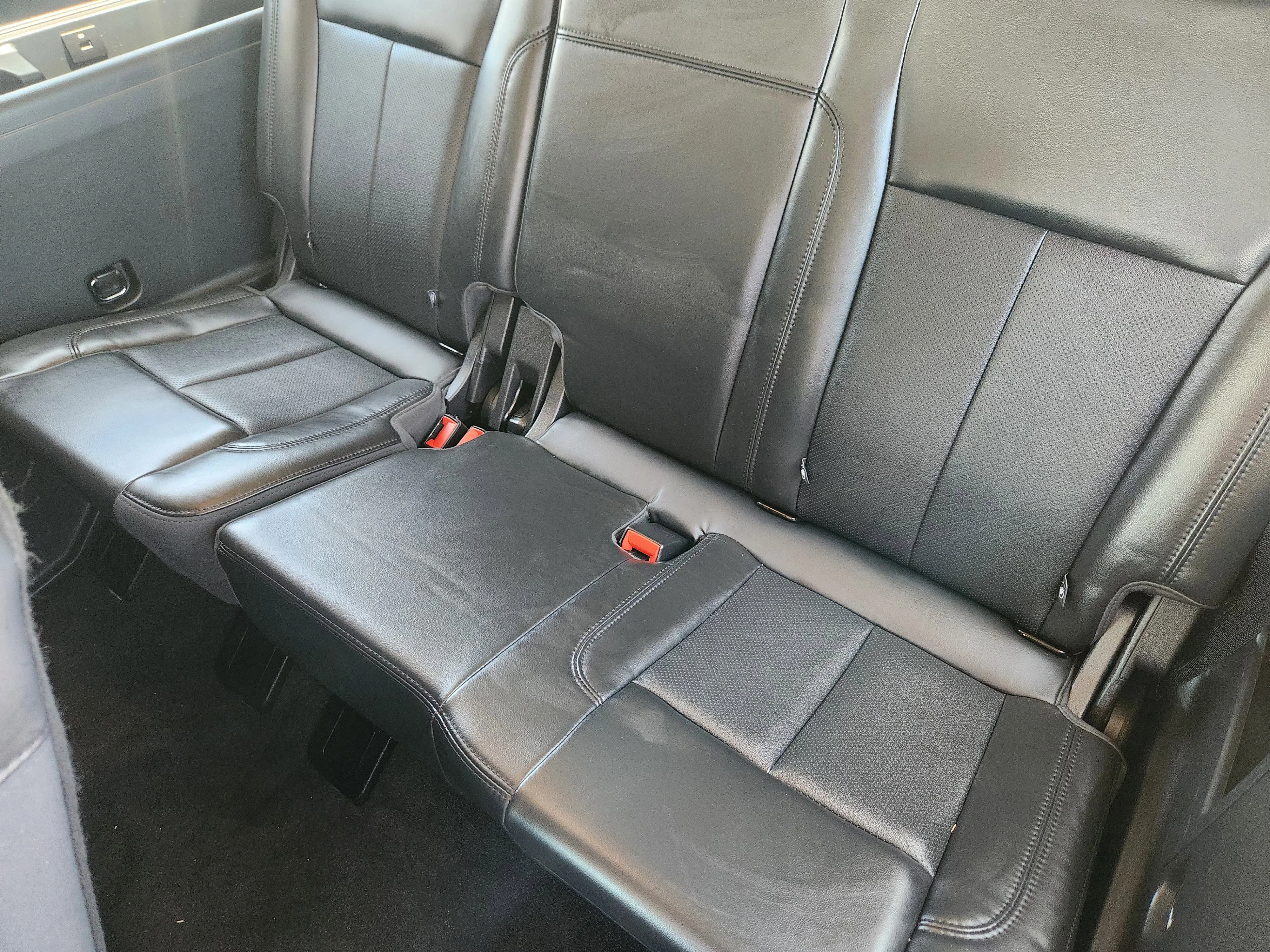 Used 2022 Silver Ford XLT image 32