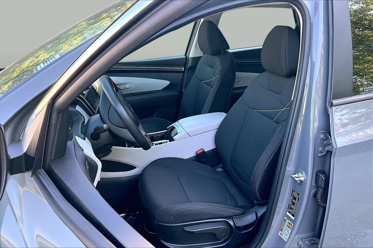 Used 2024 Hampton Gray Hyundai SE image 8