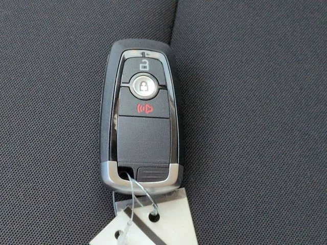 New 2026 Carbonized Gray Metallic Ford Big Bend® image 27