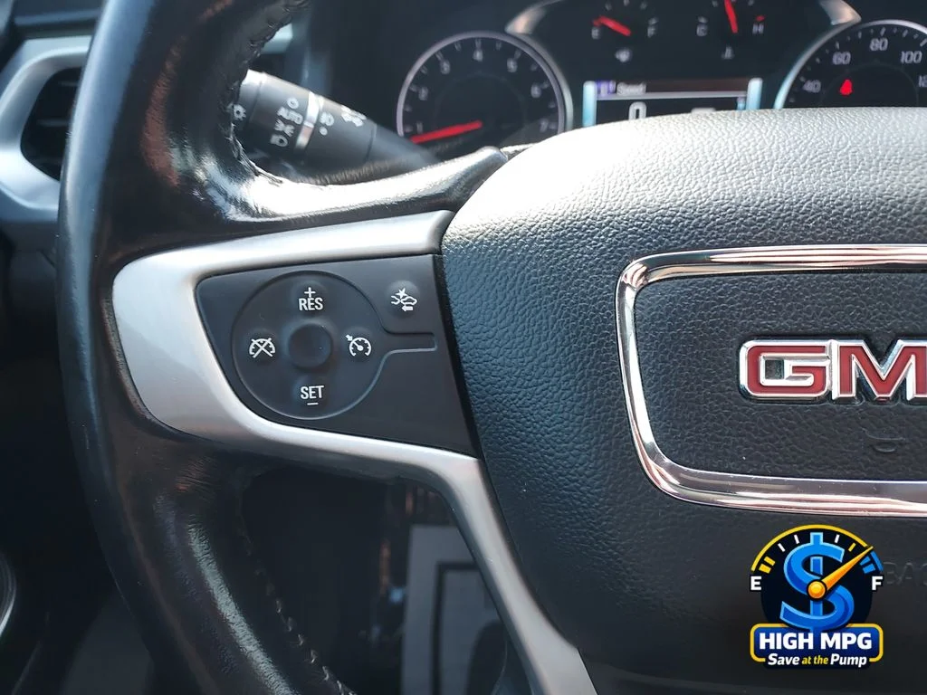 Used 2017 Silver GMC SLT-2 image 17