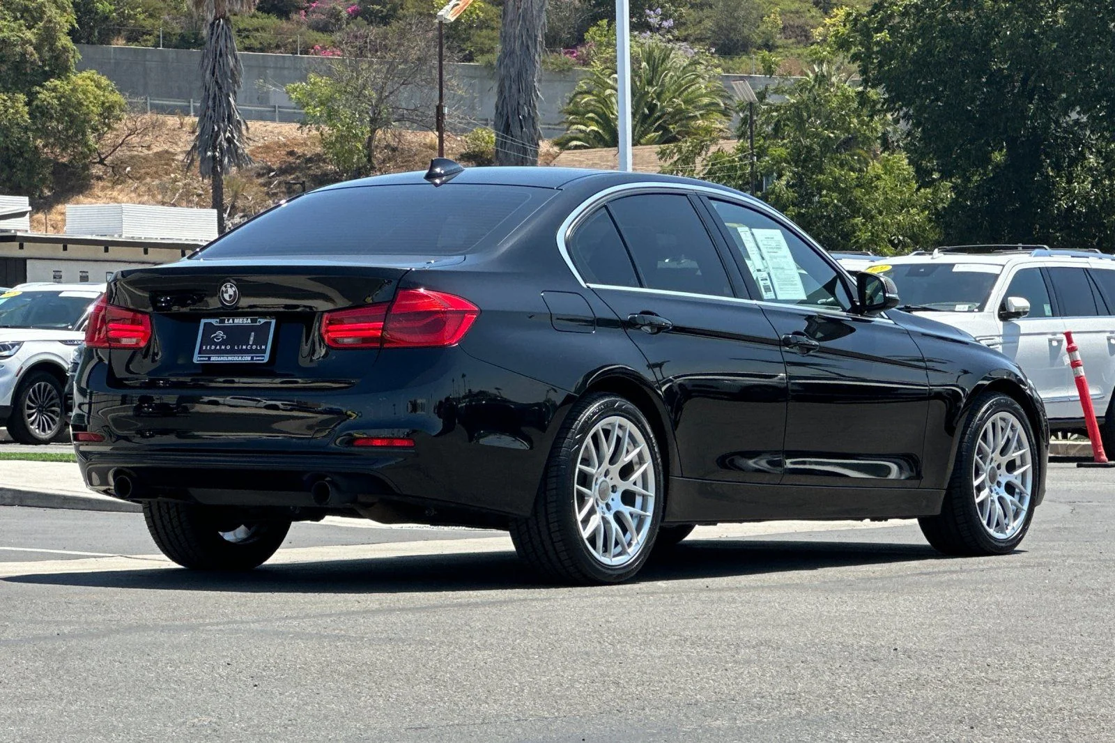 Used 2016 Black BMW 340i xDrive image 3