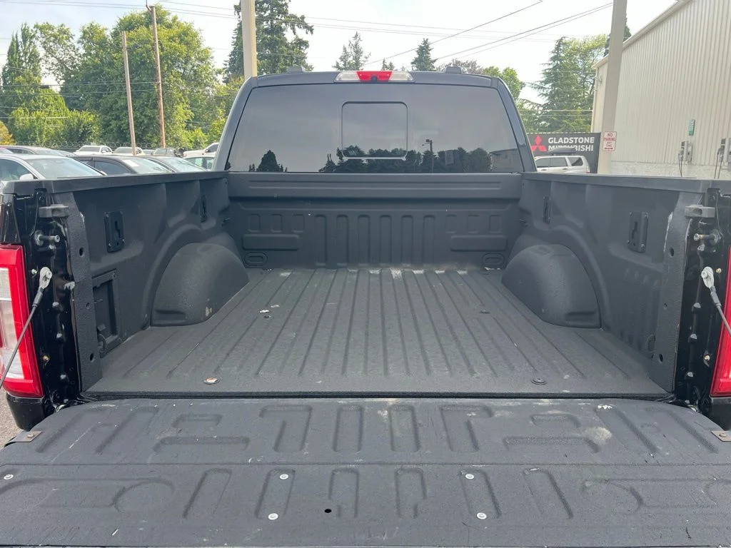 Used 2021 Black Ford Lariat image 7