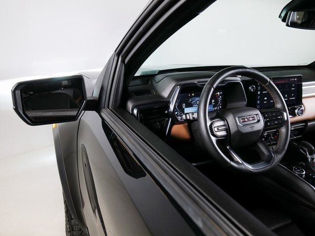 Used 2024 Onyx Black GMC AT4 image 23