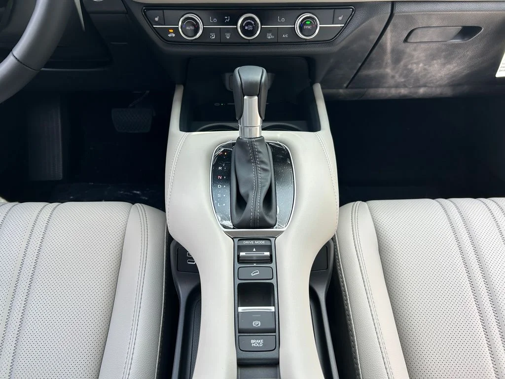 2026 Honda HR-V EX-L - Photo 16