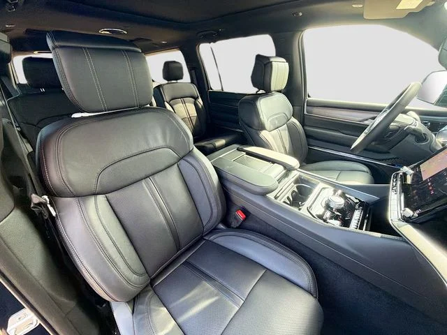 New 2026 Fathom Blue Pearlcoat Jeep Summit Obsidian image 34