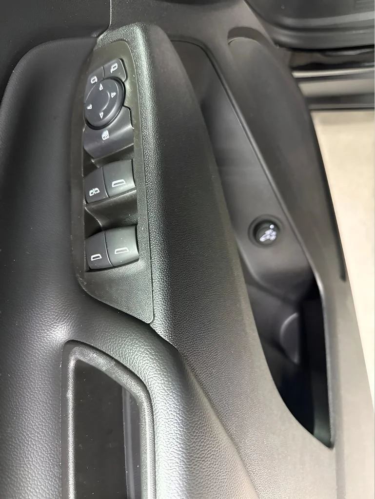 2024 Chevrolet Equinox LT - Photo 13