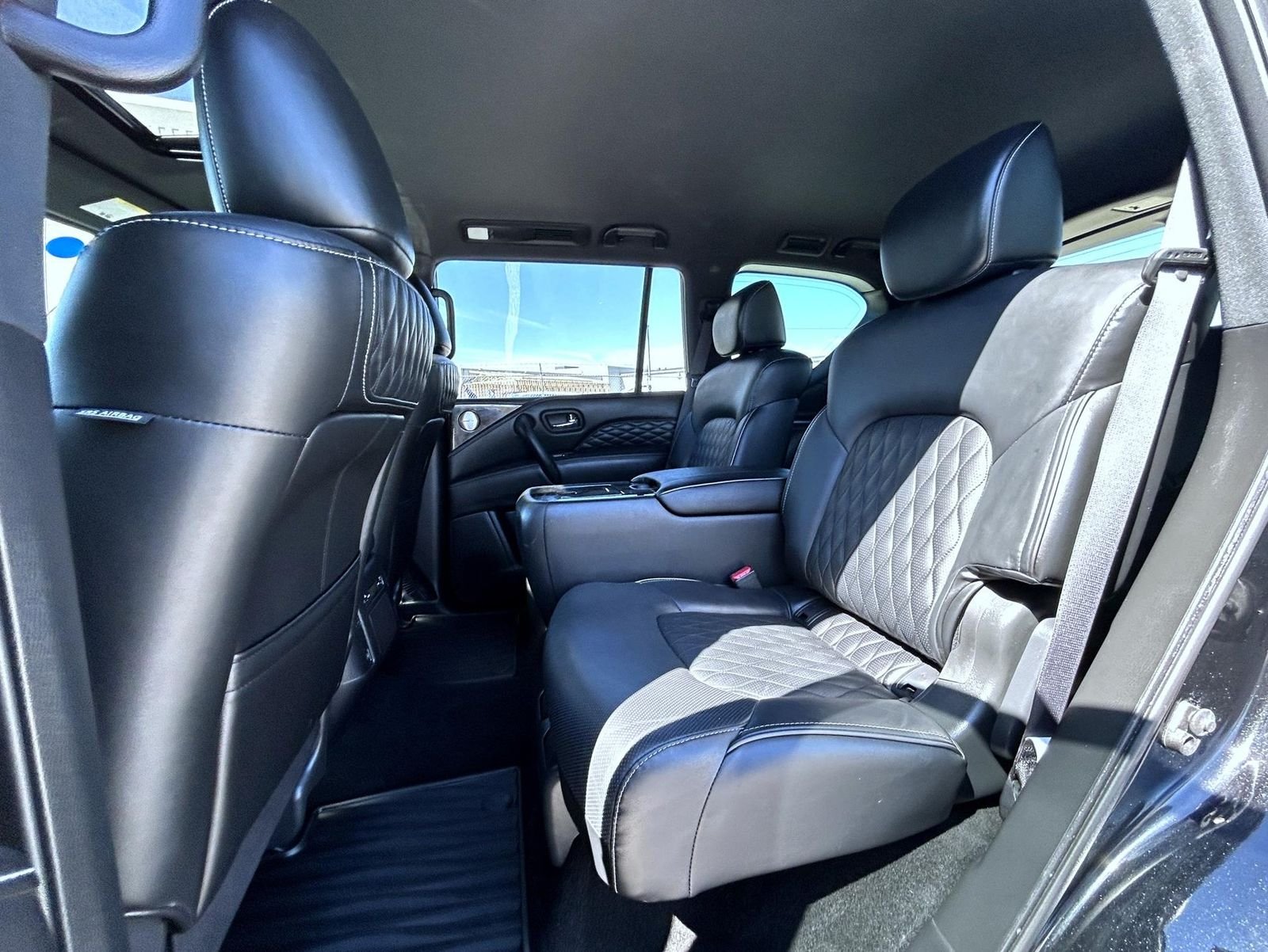 Used 2024 Black INFINITI Sensory image 20