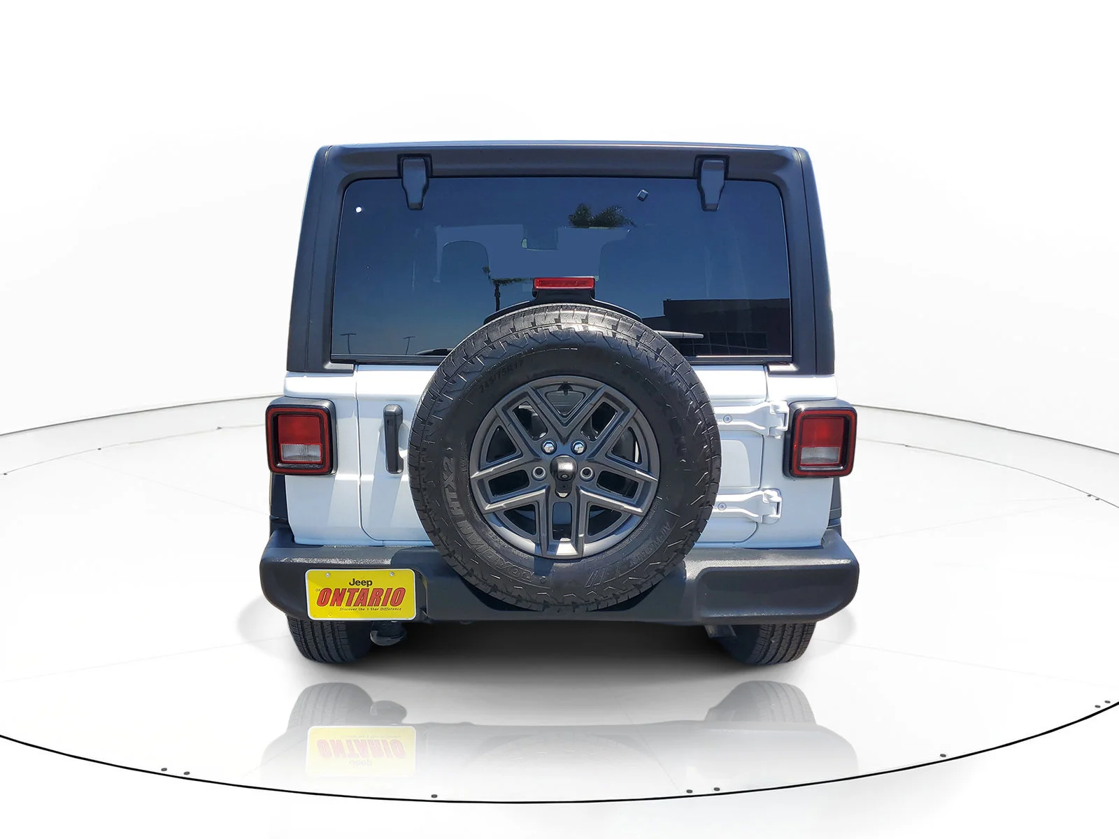 Certified Used 2025 White Jeep Sport S image 4