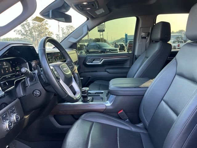 Used 2024 White GMC SLT image 7