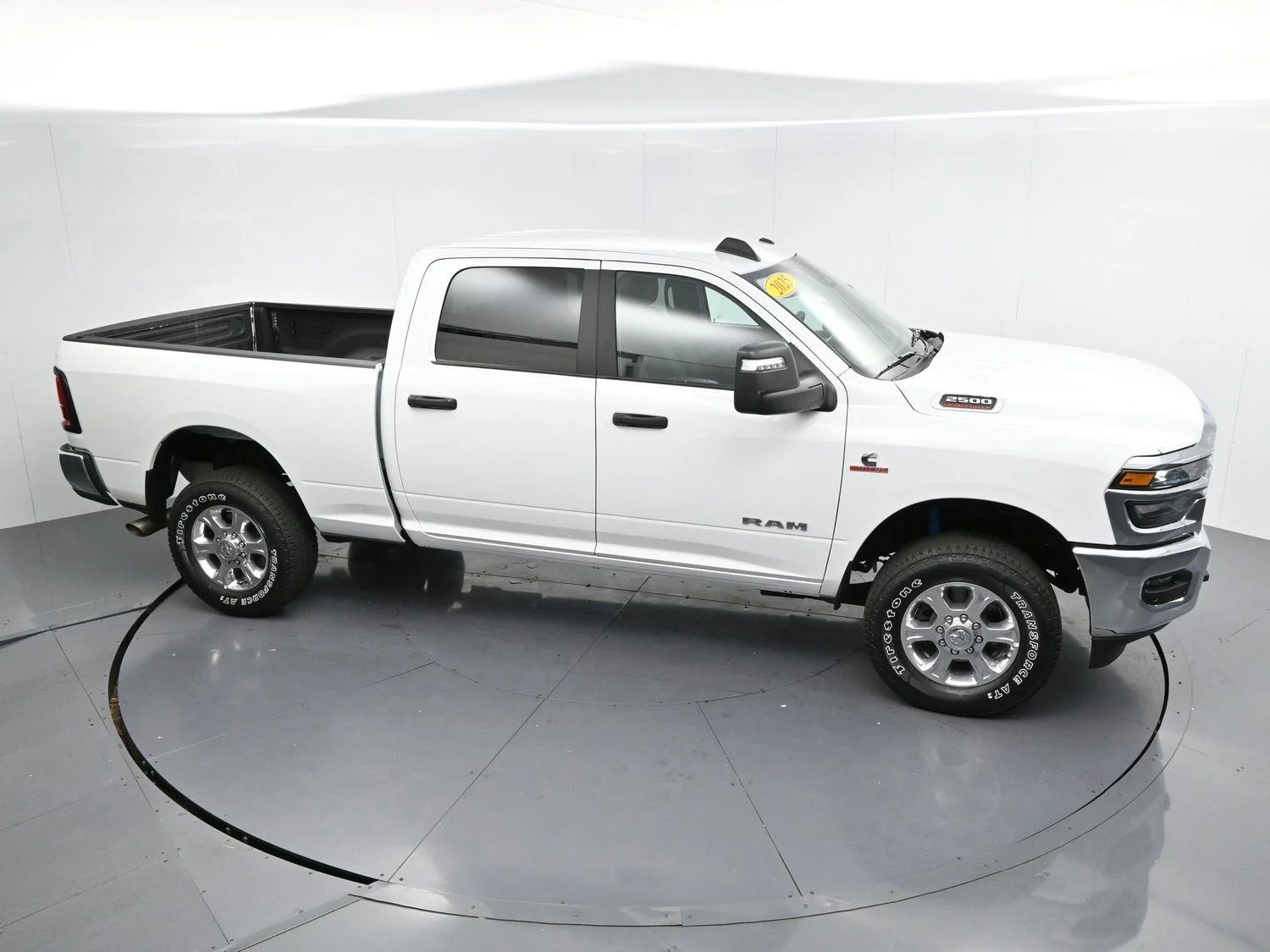 Used 2025 White Ram Big Horn image 37