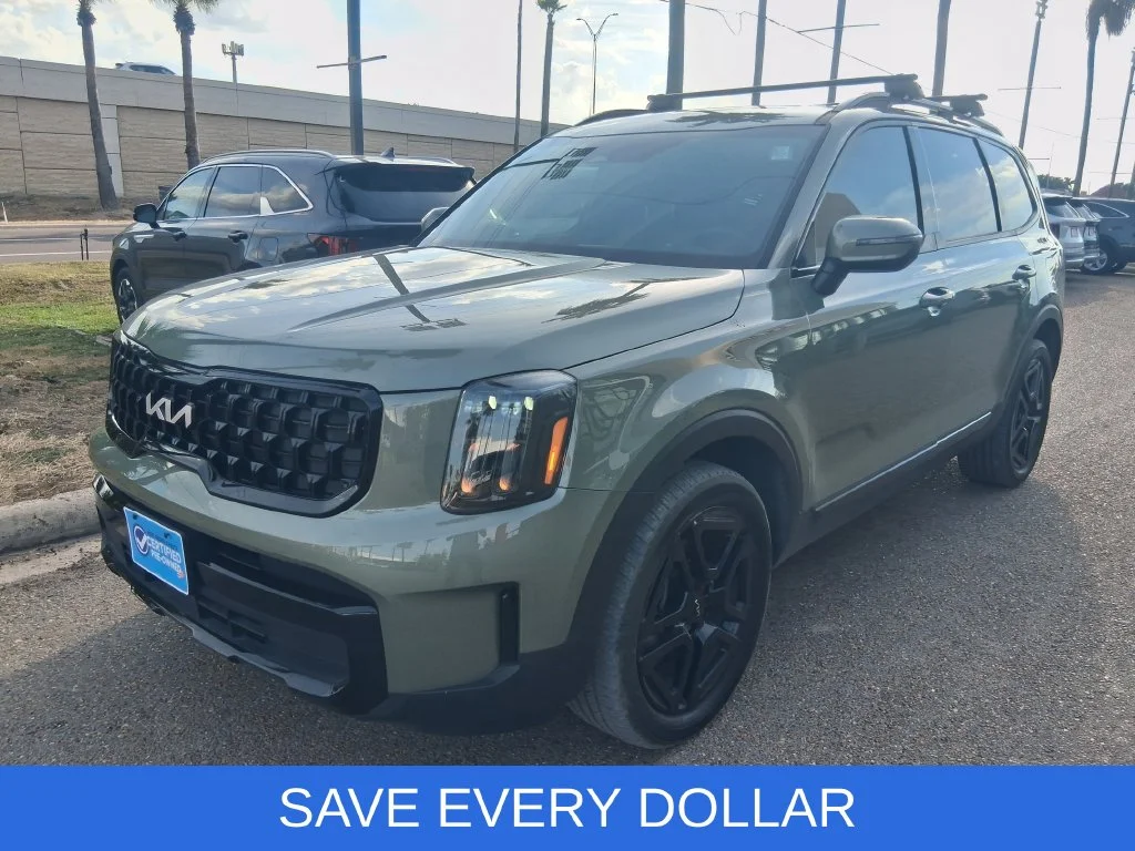Used 2024 Green Kia EX X-Line image 4