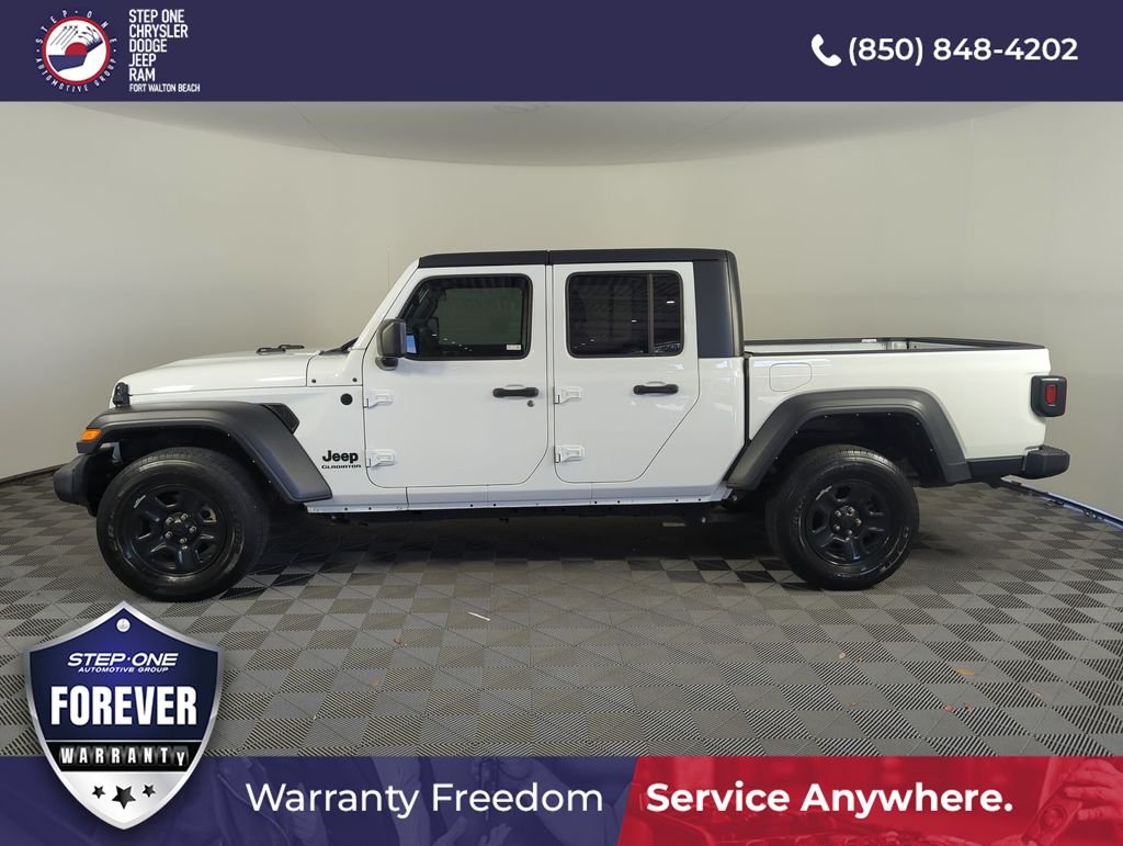 Used 2021 White Jeep Sport image 3