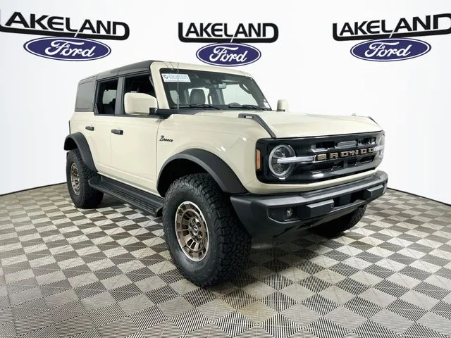 2026 Ford Bronco Outer Banks