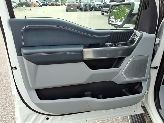 Used 2023 White Ford Limited image 22