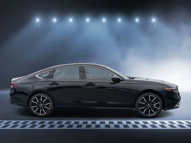 New 2026 Crystal Black Pearl Honda Touring image 2