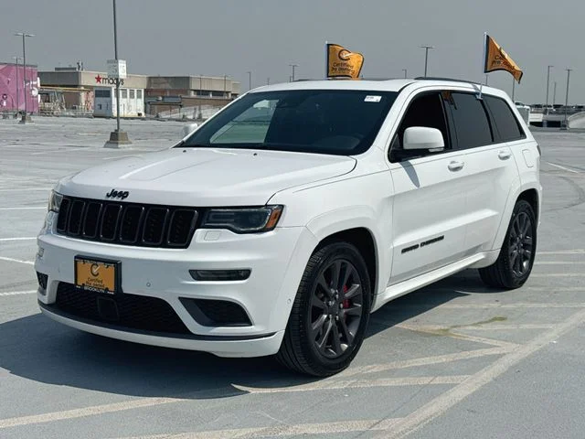 Certified Used 2019 White Jeep Overland image 4