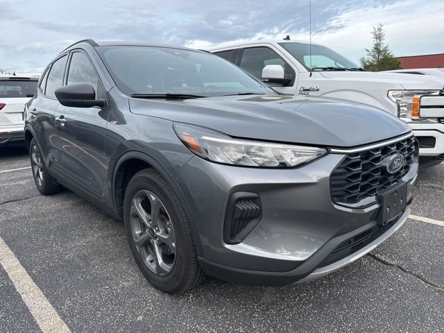 2025 Ford Escape ST-Line FWD's photo