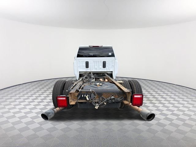 Used 2023 White Chevrolet Work Truck image 6