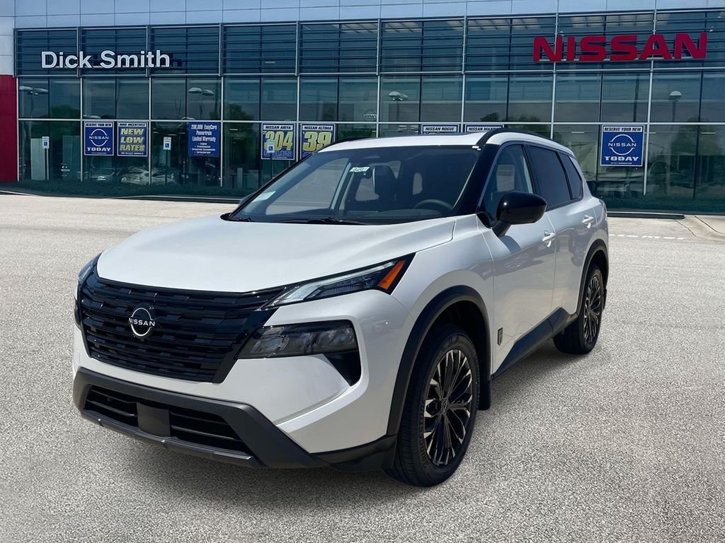 New 2026 Everest White Pearl TriCoat Nissan Dark Armor™ image 3