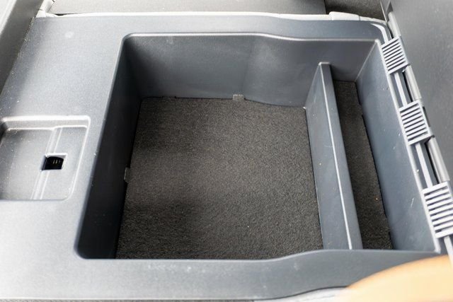 Used 2024 Agate Black Metallic Ford XLT image 29
