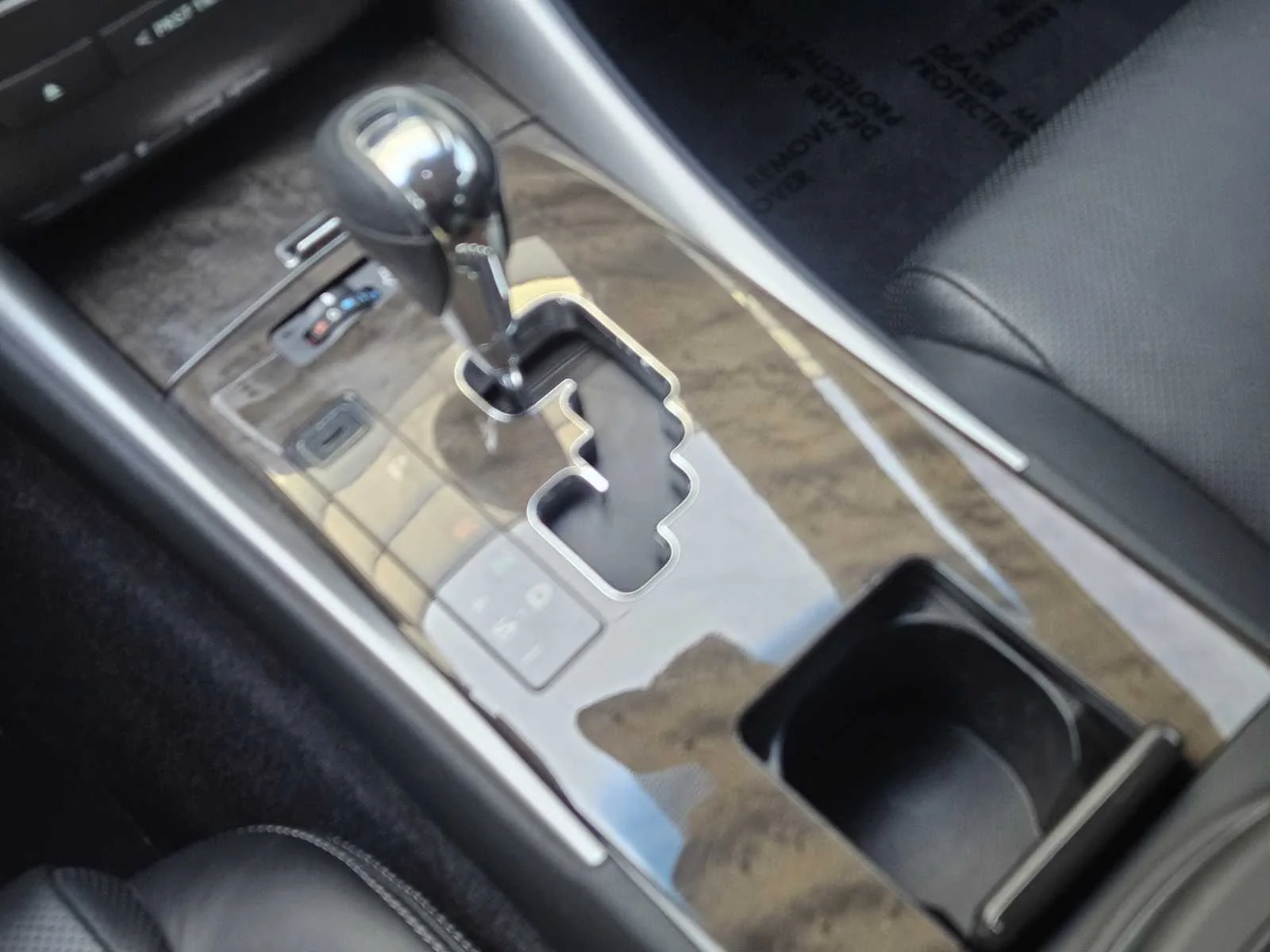 Used 2014 Starfire Pearl Lexus  image 14