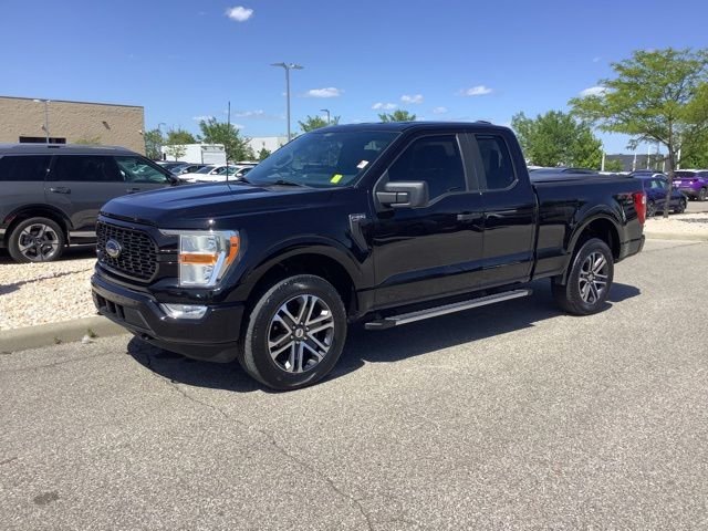 Used 2022 Black Metallic Ford XL image 1