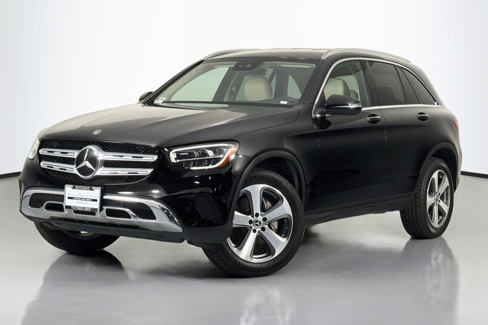 Used 2022 Black Mercedes-Benz 300 image 1
