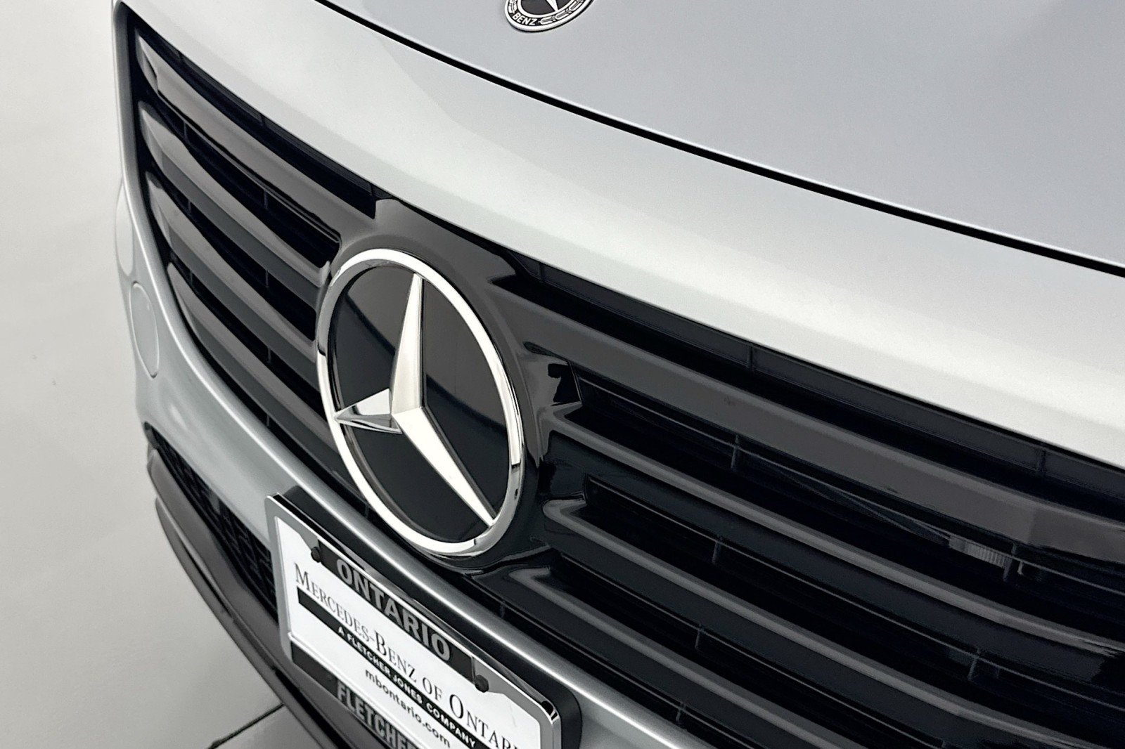 New 2026 Cirrus Silver Metallic Mercedes-Benz GLB 250 SUV image 13