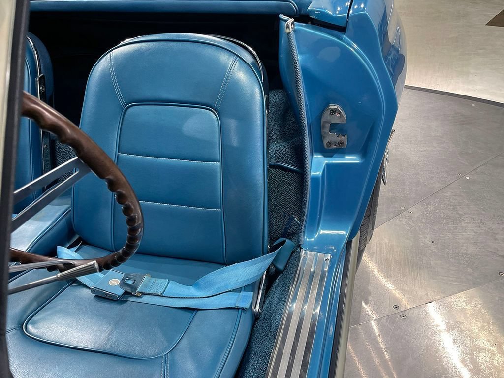 Used 1965 Blue CHEV NA image 58