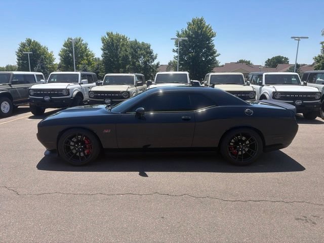 Used 2015 Phantom Black Tri-Coat Pearl Dodge SRT 392 image 5