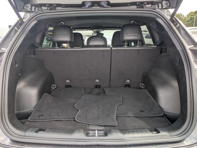 Used 2023 Gray Jeep Latitude image 24
