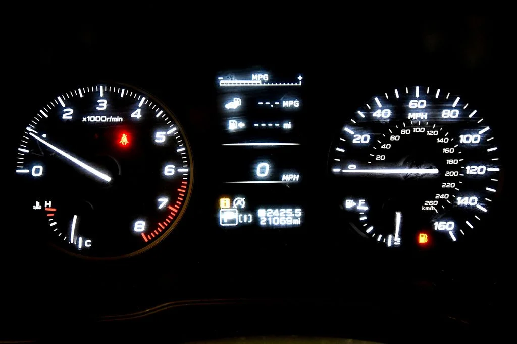 Used 2024 White Subaru Base image 20