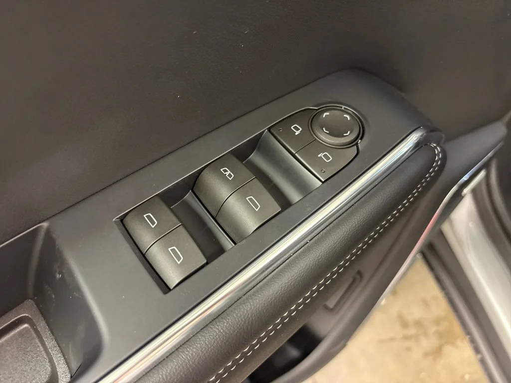 2026 GMC Acadia Elevation - Photo 22