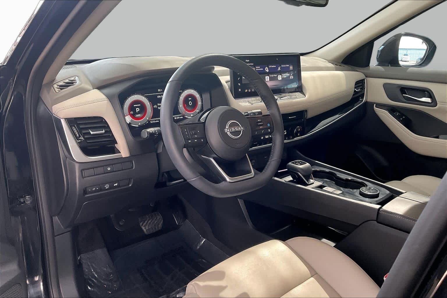 Used 2024 Super Black Nissan SL image 18