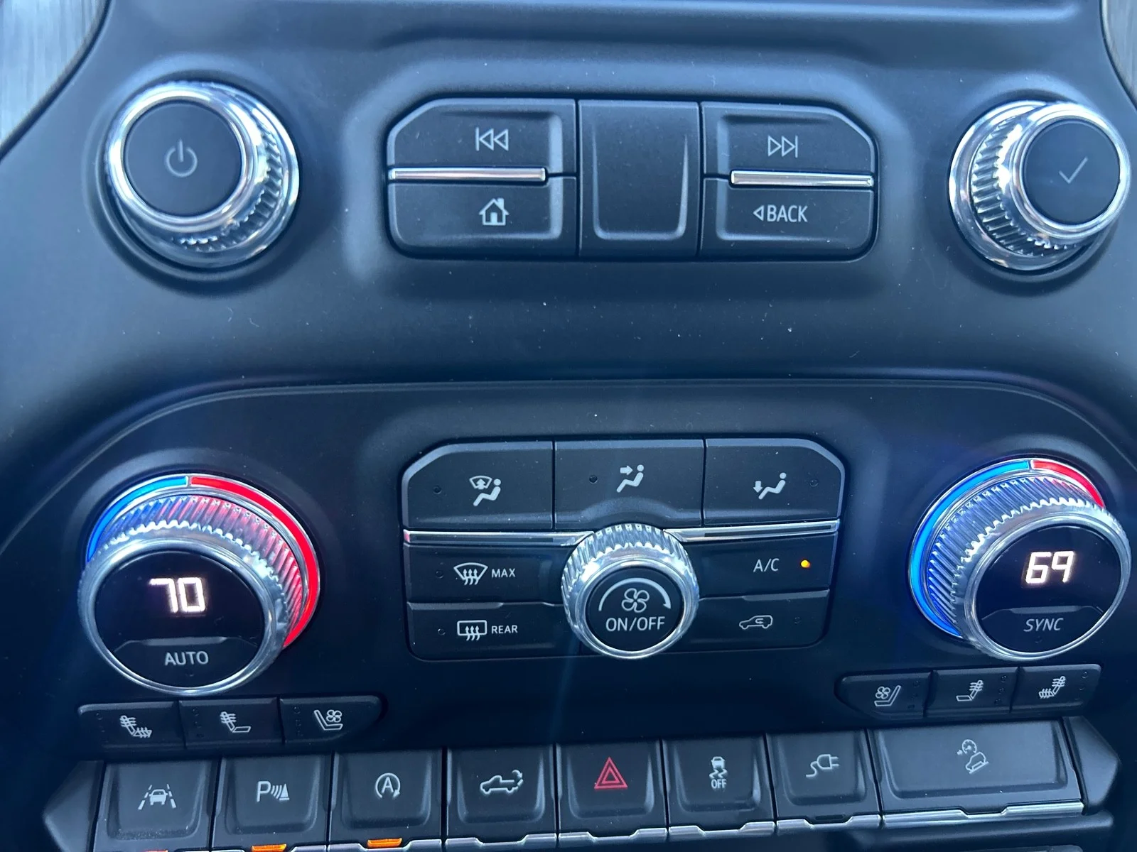 Used 2020 Gray GMC Denali image 18