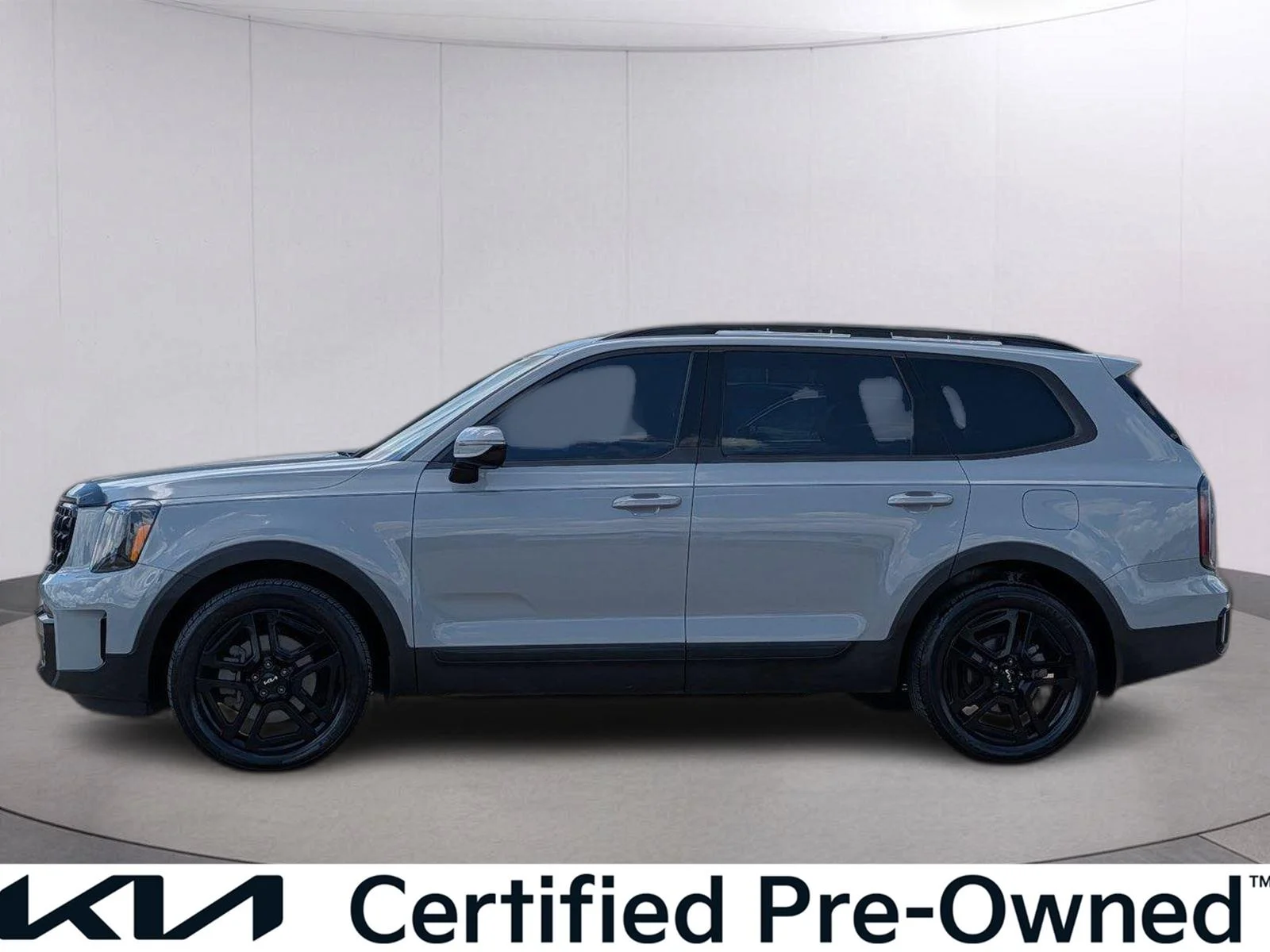 Used 2024 Wolf Gray Kia SX X-Line image 2