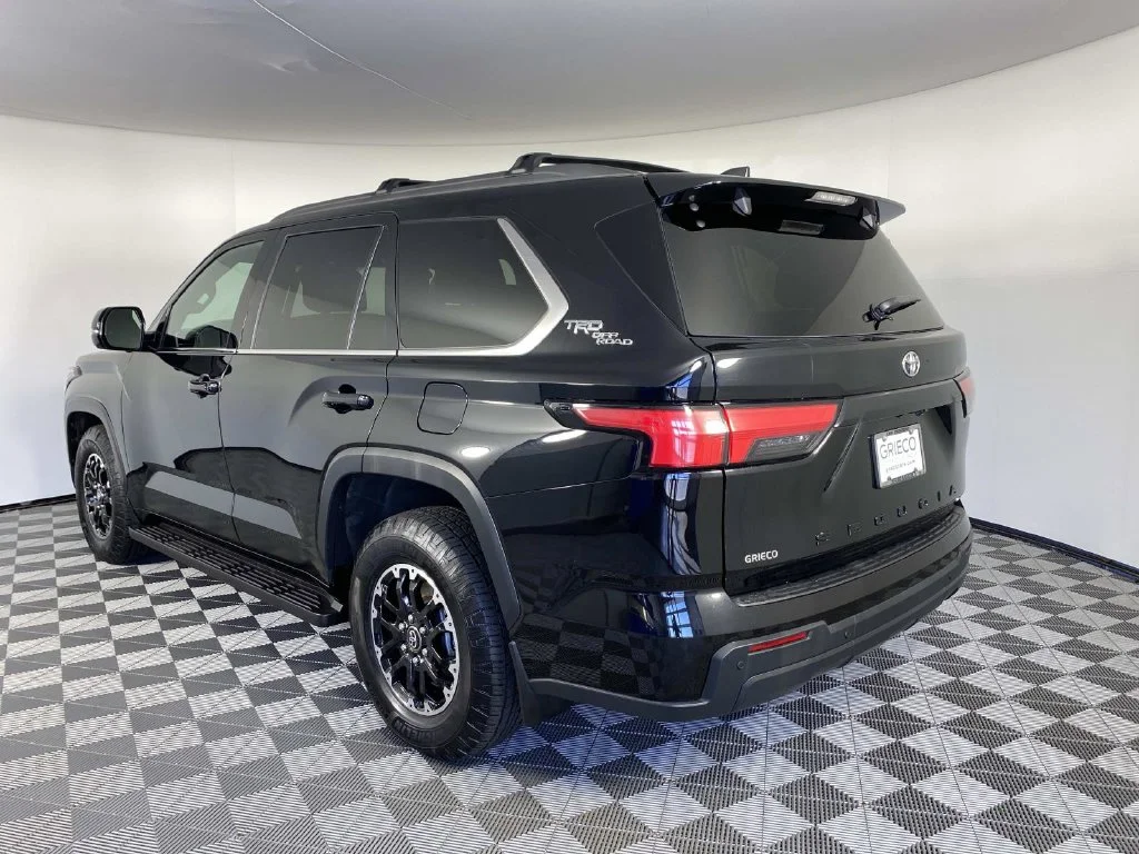 Used 2025 Midnight Black Metallic Toyota SR5 image 6