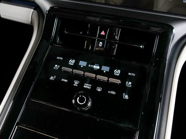 2025 Porsche Panamera Base - Photo 17