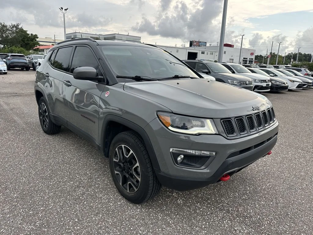 Used 2021 Gray Jeep Trailhawk image 5