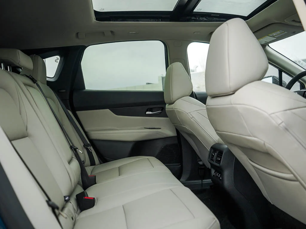 New 2026 Everest White Pearl Tricoat Nissan SL image 12