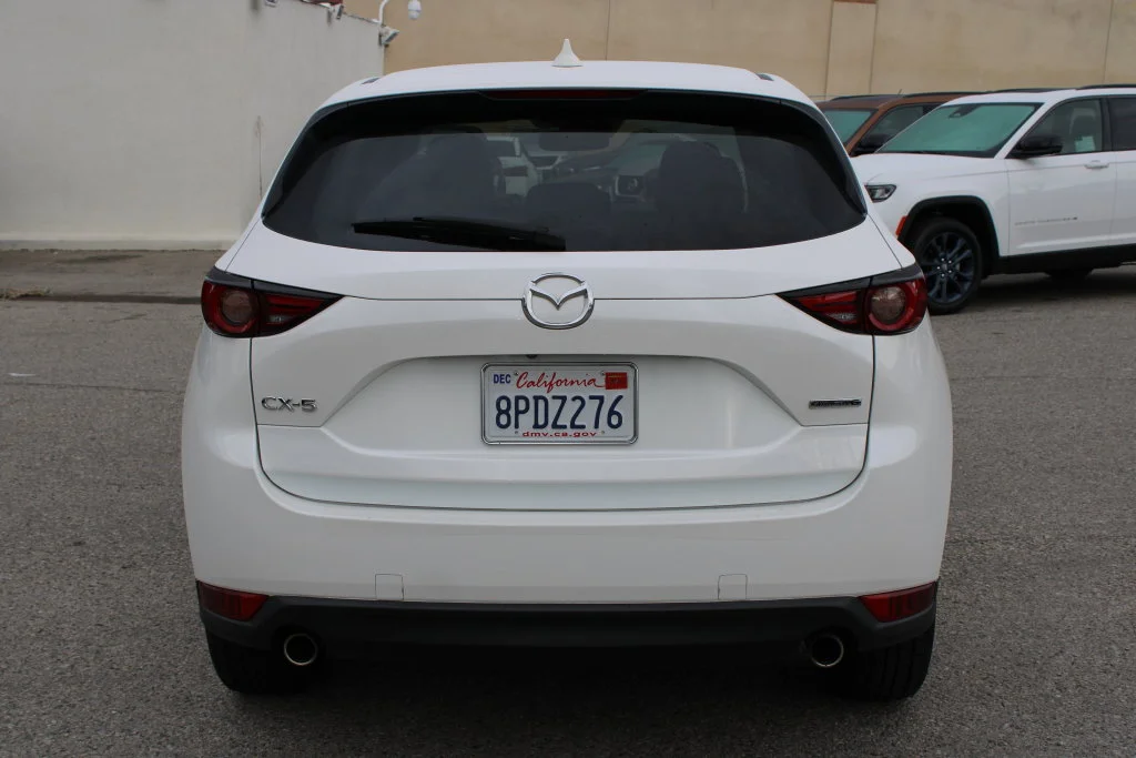 Used 2021 White Mazda Grand Touring image 5