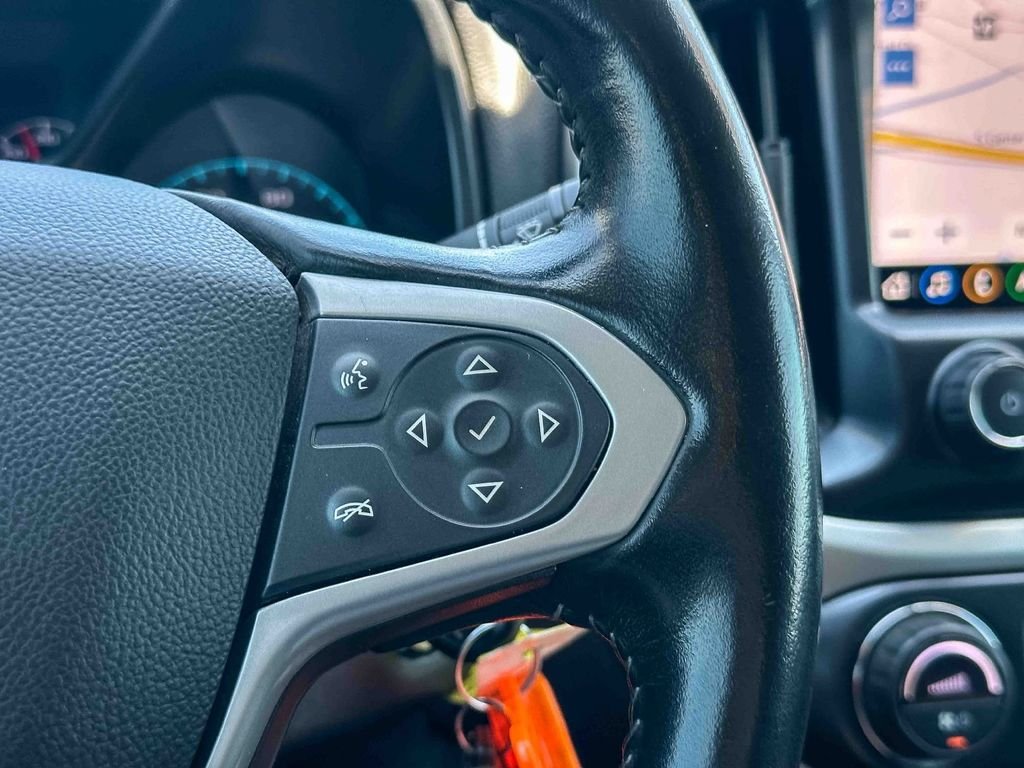 Used 2019 Silver Chevrolet ZR2 image 27