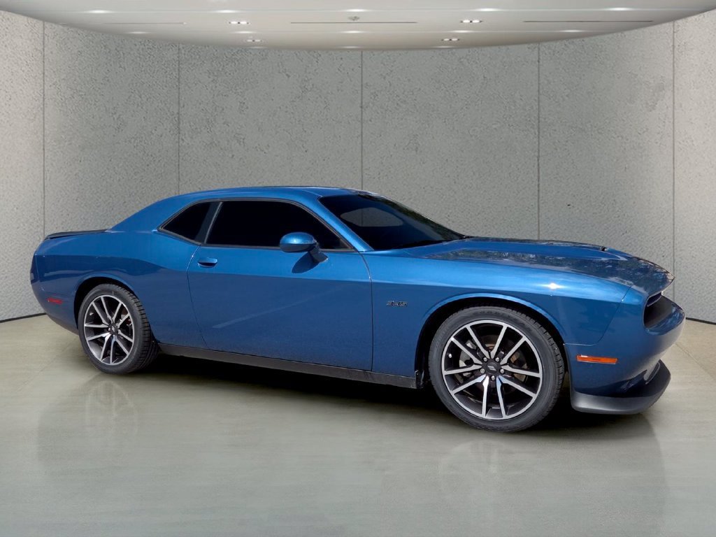 Certified Used 2023 Frostbite Dodge R/T image 3