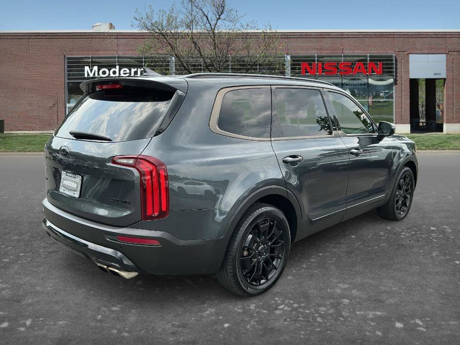 Used 2021 Gravity Grey Kia SX image 4