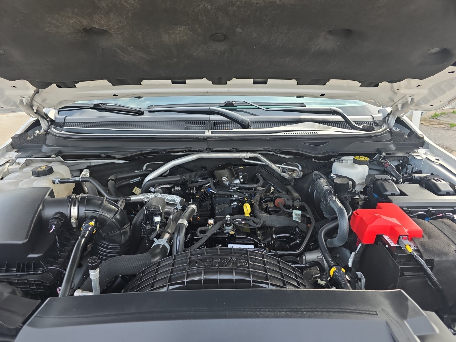 Used 2023 White Ford XL image 20