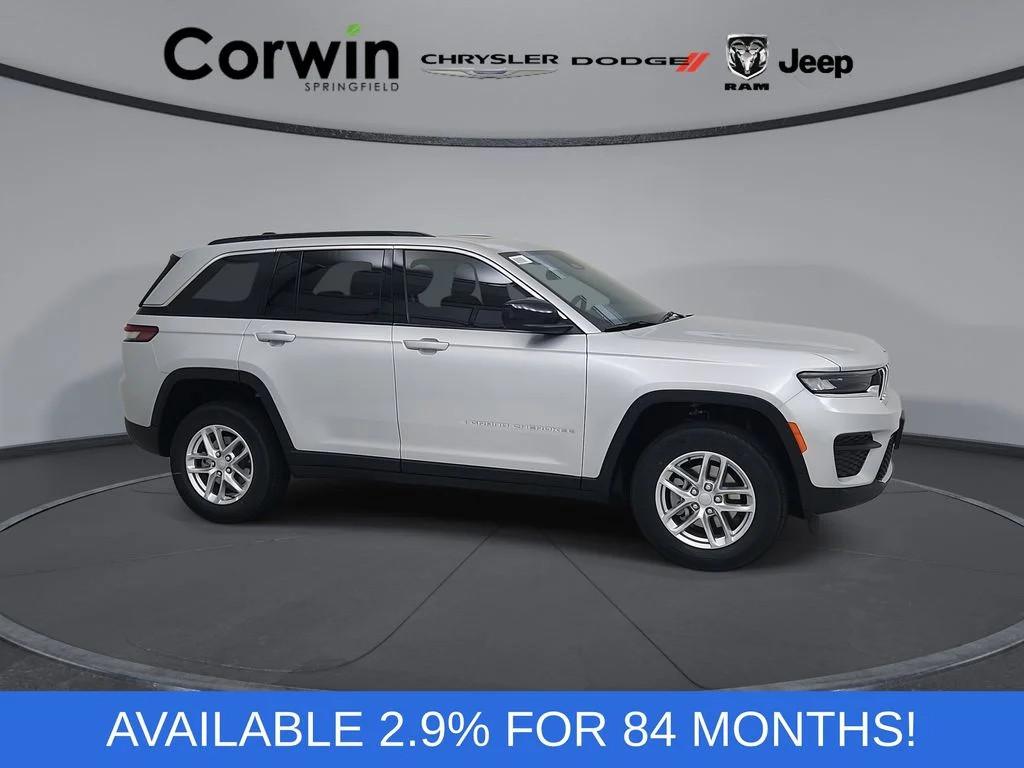 New 2026 Silver Zynith Exterior Paint Jeep Laredo X image 1