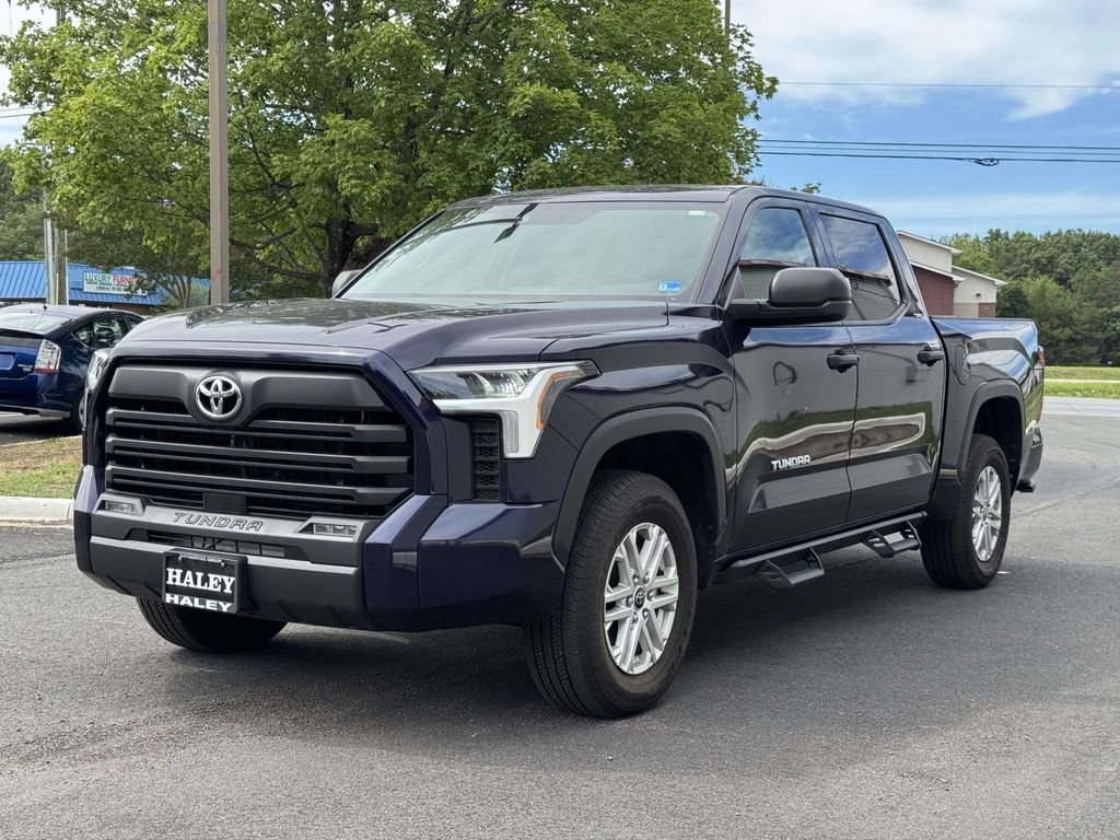 Used 2024  Toyota SR5 image 24