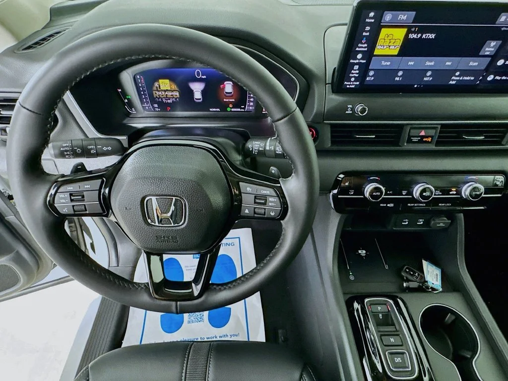 New 2026 Platinum White Pearl Honda EX-L image 15