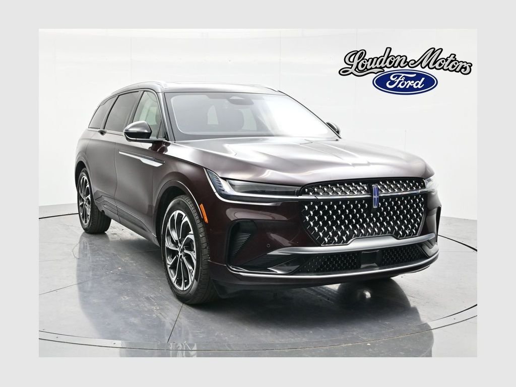 2025 Lincoln Nautilus Reserve AWD's photo
